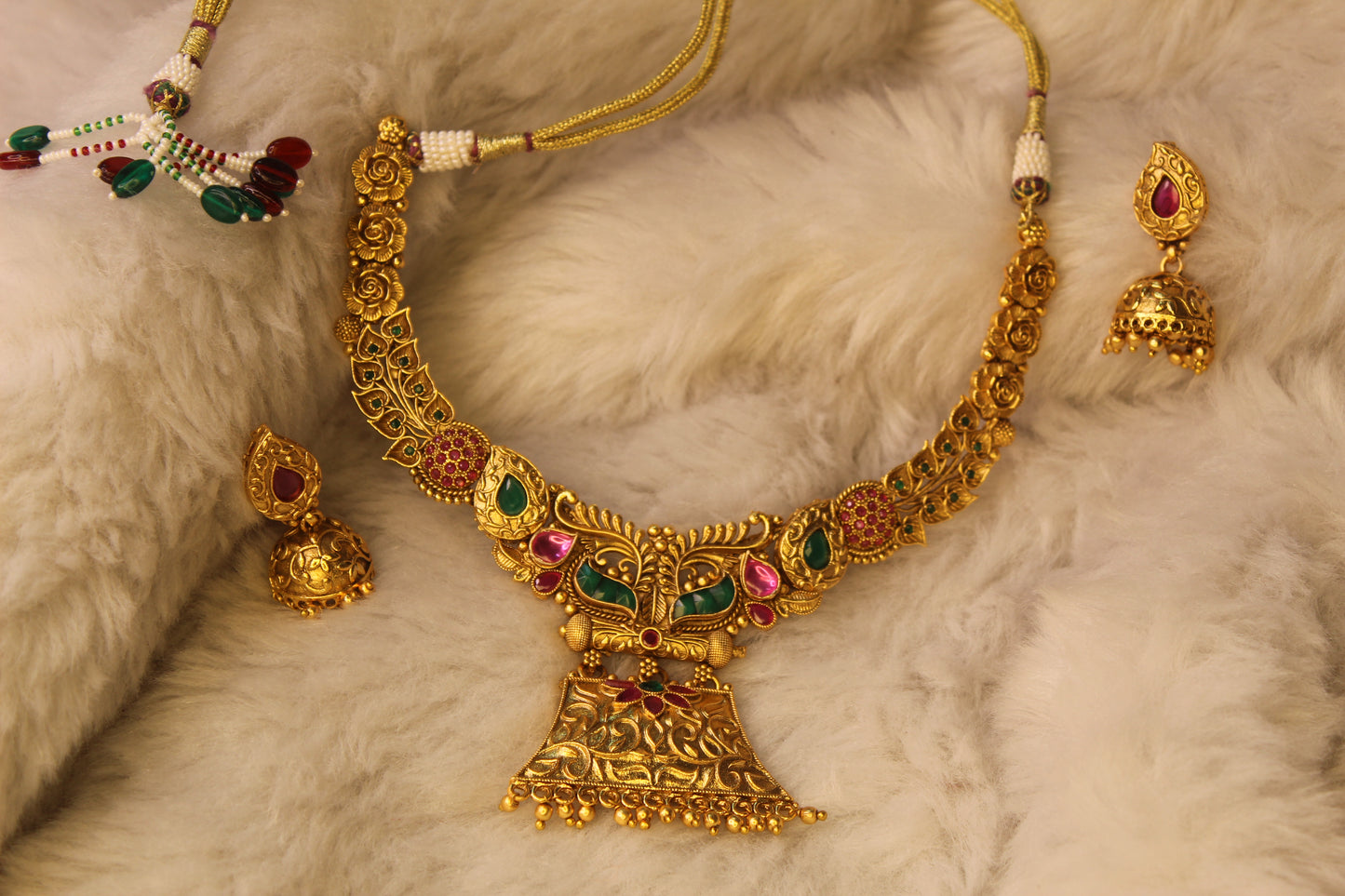 Pari Necklace