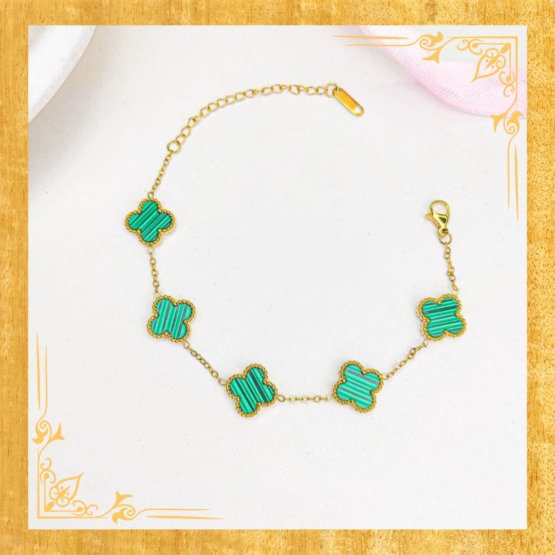 Fashionable Golden Bracelet