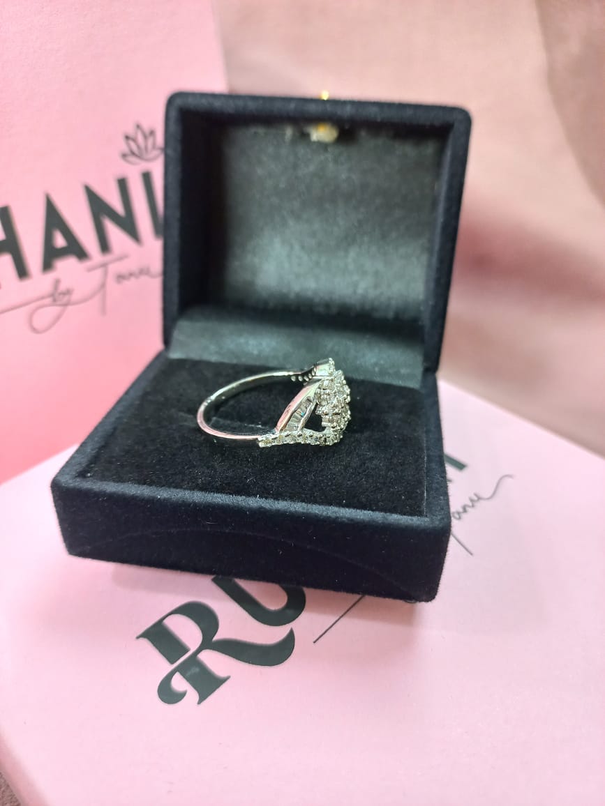 Floral-Design Sterling Silver Ring