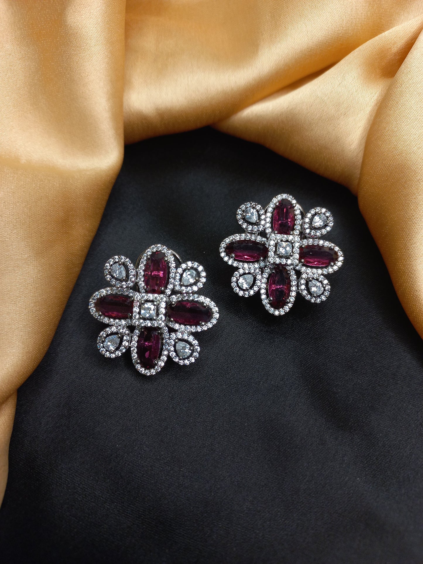 Nysa AD Earrings