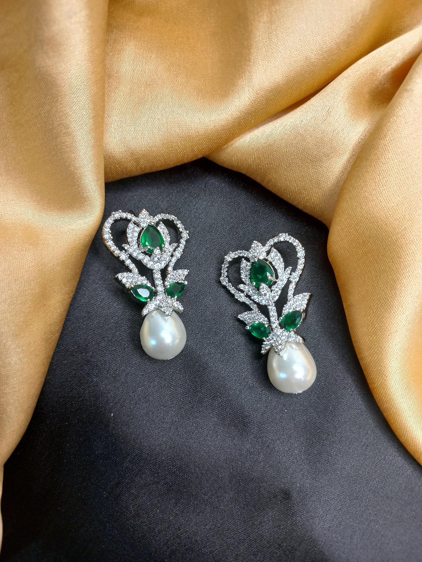 Anvi AD Earrings