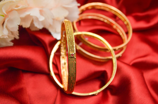 Shruti Polki Bangles