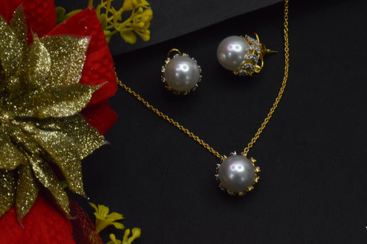Ruhi Pearl Pendent Set