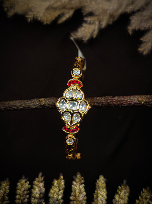Janvi Moissanite Golden Bracelet