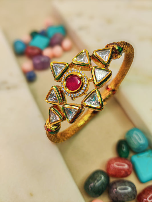 Saanvi Kundan Bracelet
