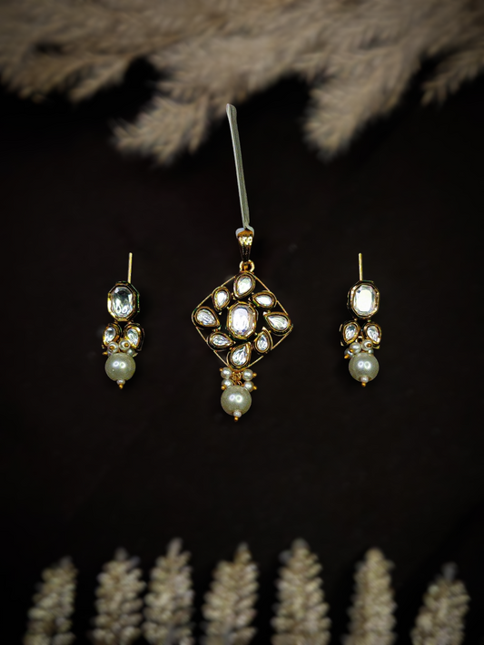 Nidhi Kundan Pendent Set